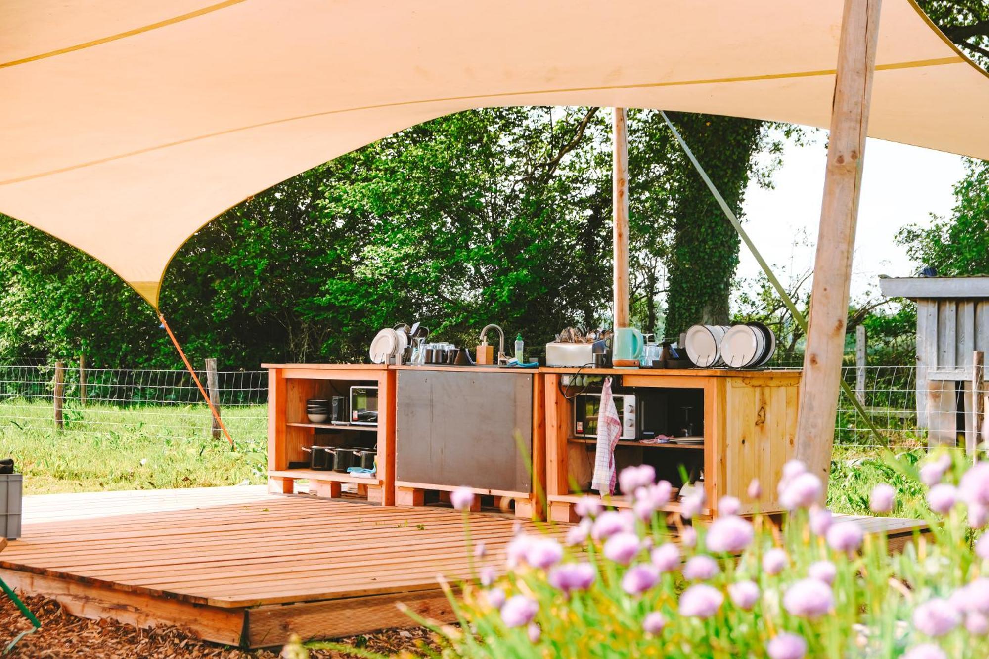 Domo Camp - Nature Glamping Hof Viehbrook Hotell Rendswuhren Eksteriør bilde